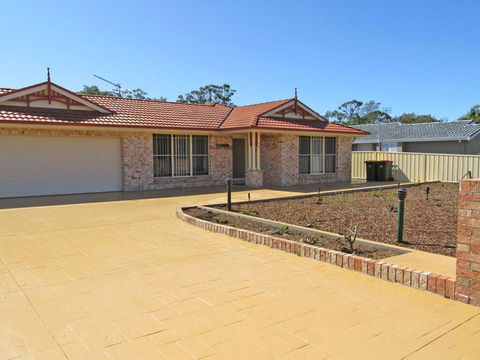 Salamander Way', 99a Salamander Way - Fantastic Duplex Close To Horizons Golf Resort - Sydney Tourism 0