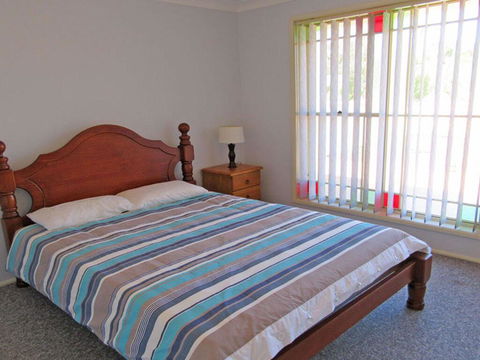 Salamander Way', 99a Salamander Way - Fantastic Duplex Close To Horizons Golf Resort - Sydney Tourism 3
