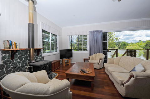 Samford Lakes - Sydney Tourism 0