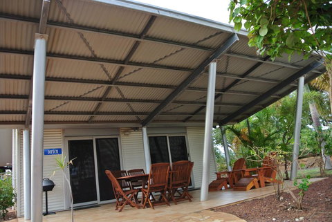 Samson Beach Chalets - Sydney Tourism 3