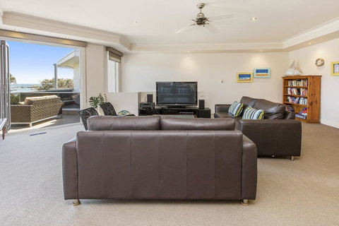 SEA GRANGE - MORNINGTON - Sydney Tourism 2