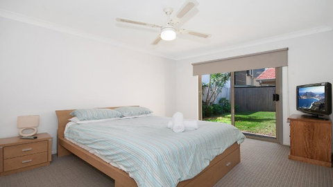 Seachange - Foxtel, Netflix, WiFi - Sydney Tourism 1