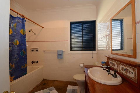 Seahaven Beach House - Shellharbour - Sydney Tourism 1