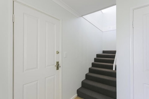 Seahaven By Rockingham Apartments - Sydney Tourism 3