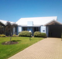 Seaside Villas - Sydney Tourism