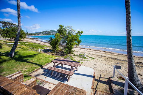 Seaspray Waterfront Holiday Units - Sydney Tourism 2