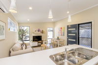 Book Serpentine Accommodation Vacations Sydney Tourism Sydney Tourism
