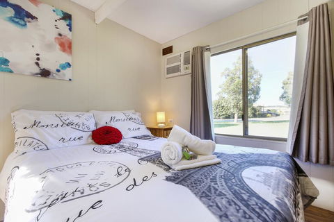 Serpentine Falls Tourist Village - Sydney Tourism 3