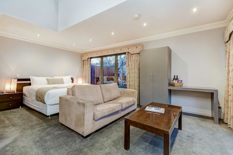 Seymours On Lydiard - Sydney Tourism 0