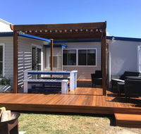 Shellharbour Beach Cottage - walk onto Patrolled beach with flags in summer - Sydney Tourism