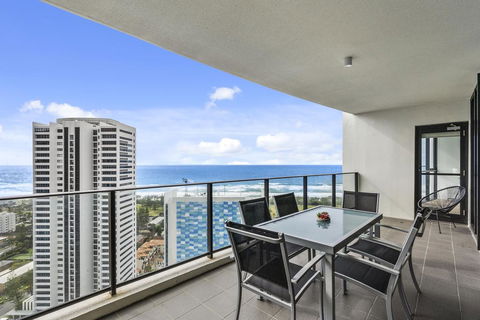 Sierra Grand Broadbeach - GCLR - Sydney Tourism 3