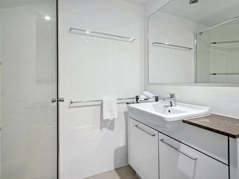 Sierra Grand Broadbeach Private 2 Bedroom - Sydney Tourism 3