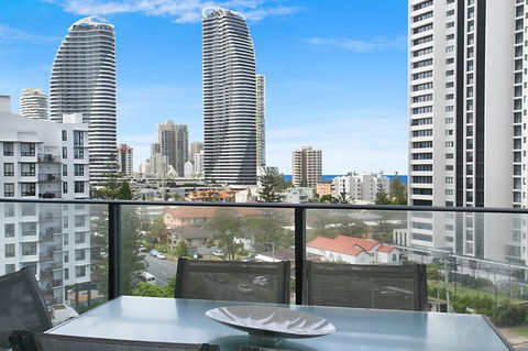 Sierra Grande - Sydney Tourism 0