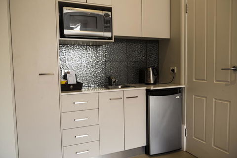 Simmers Serviced Apartments - Sydney Tourism 2