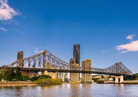 SK2 - 3BR With Pool Gym Steam Room In Story Bridge - Sydney Tourism 3