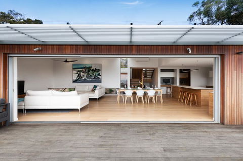 Skyluxe Luxury Retreat With Water Views And Deluxe Interior From Every Room - Sydney Tourism 3