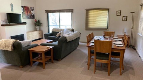 Snowbound Chalet 7 - Sydney Tourism 2