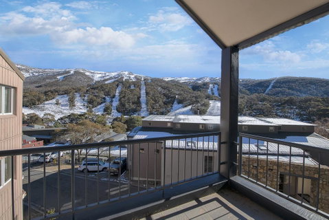 Snowman 8 - Sydney Tourism 2