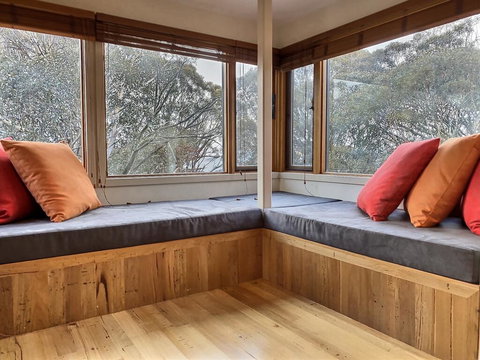 Sonoma Chalet - Sydney Tourism 1