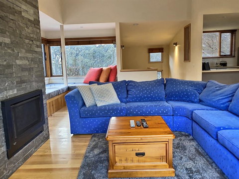 Sonoma Chalet - Sydney Tourism 3