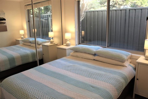 SOUTH BOOMER - PET FRIENDLY - Sydney Tourism 3