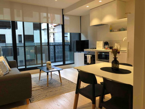 South Yarra Claremont Apartment - Sydney Tourism 3