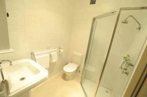 Sovereign Hill Hotel - Sydney Tourism 3