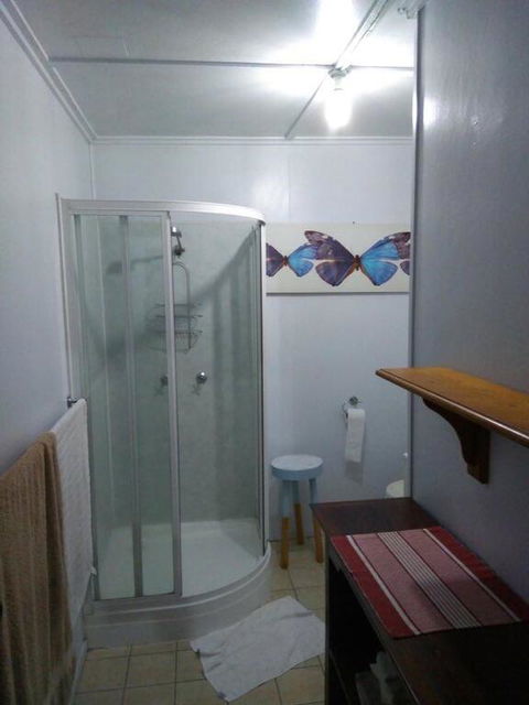 Spacious Apartment - Sydney Tourism 3