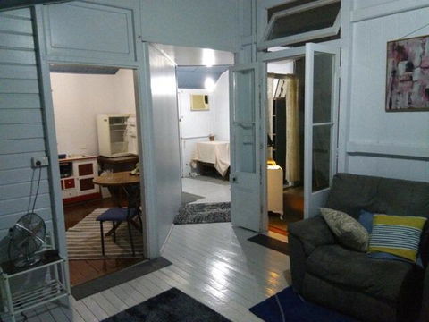 Spacious Apartment - Sydney Tourism 0
