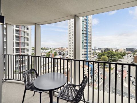 Spire Residences - Sydney Tourism 1