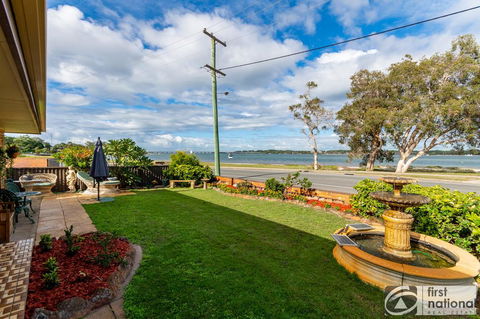 Spoil Yourself With The Perfect Position Of This First Floor Unit - Sydney Tourism 0