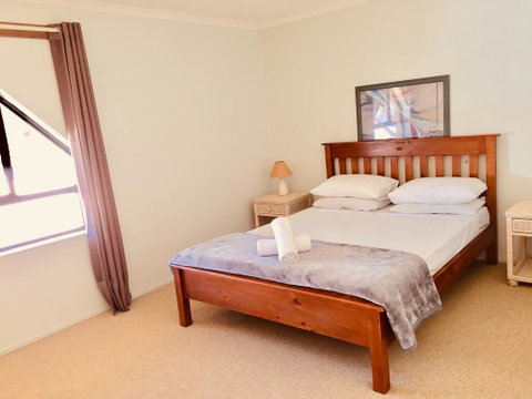 Spring Hill Gardens Apartments - Sydney Tourism 3