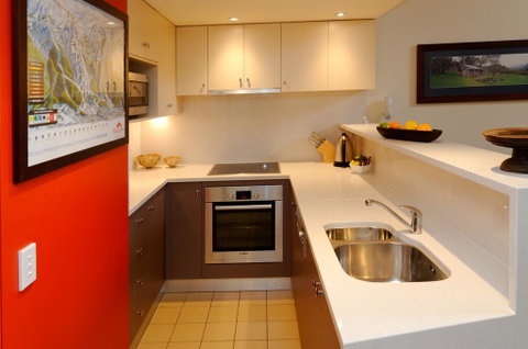 Squatters Run Apartments - Sydney Tourism 1