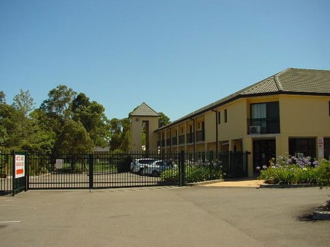 St Marys Park View Motel - Sydney Tourism 3