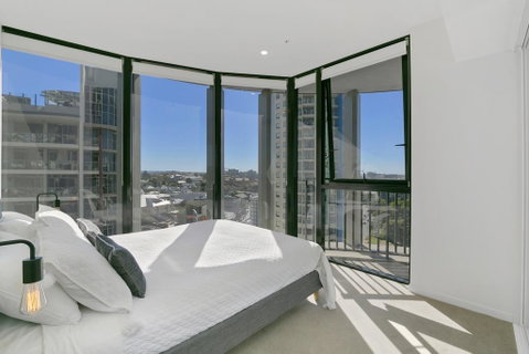 Stay In Style-Luxury CBD Apartment - Sydney Tourism 2