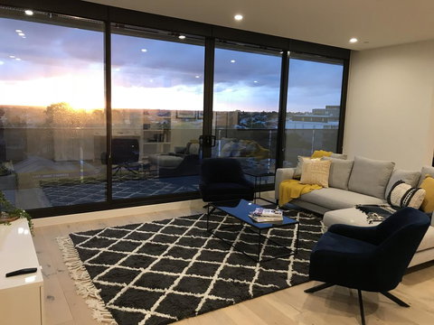 StayCentral Essendon Escape Sub-penthouse - Sydney Tourism 2
