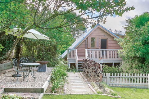 Stonehenge Retreat - Sydney Tourism 2