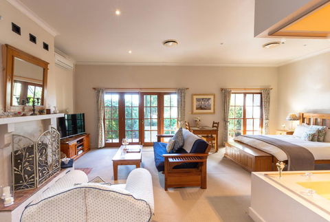 Strathearn Park Lodge - Sydney Tourism 0