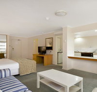 Studio with balcony at College St - Sydney Tourism