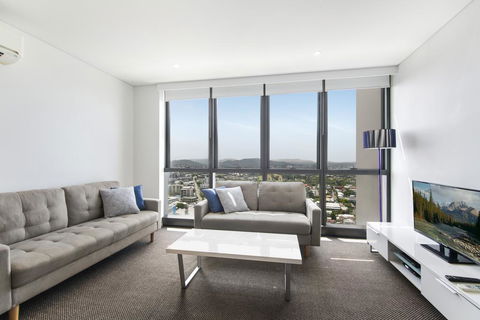 Stunning Views On The 41st Floor - Sydney Tourism 0