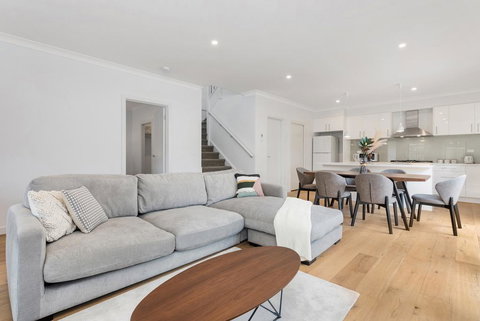 Style, Comfort And Convenience - Sydney Tourism 0
