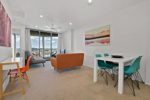 Stylish Resort Living In The City - Sydney Tourism 1