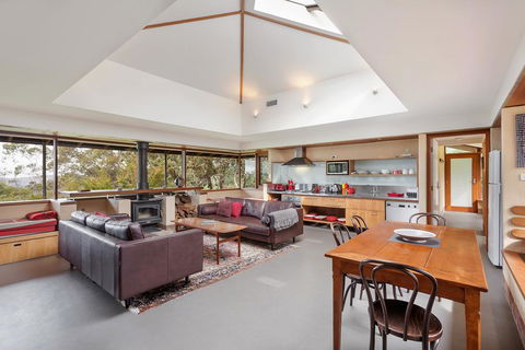 Summer House - Sydney Tourism 0