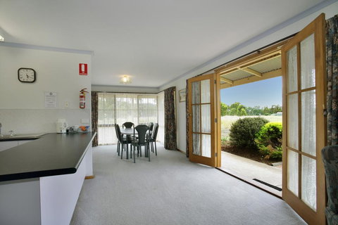 Summerfield Winery And Accommodation - Sydney Tourism 3