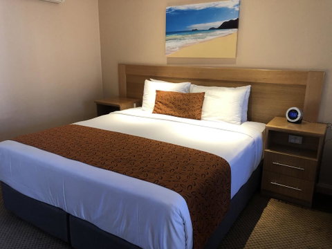 Sunseeker Motor Inn - Sydney Tourism 2