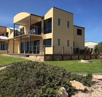 Sunset Cove Beach House - Sydney Tourism