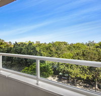 Super Convenient Apartment with Garden Views - Sydney Tourism