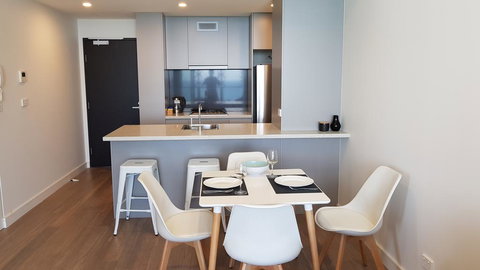 Supercar Fan's Dream - Track Side Apartment #1 - Sydney Tourism 2