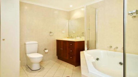 Superior Apartment With Views - Sydney Tourism 1