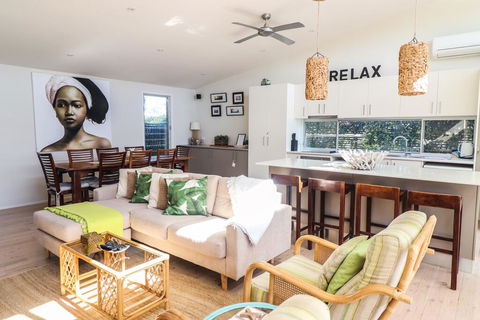 Surfside - Sydney Tourism 3
